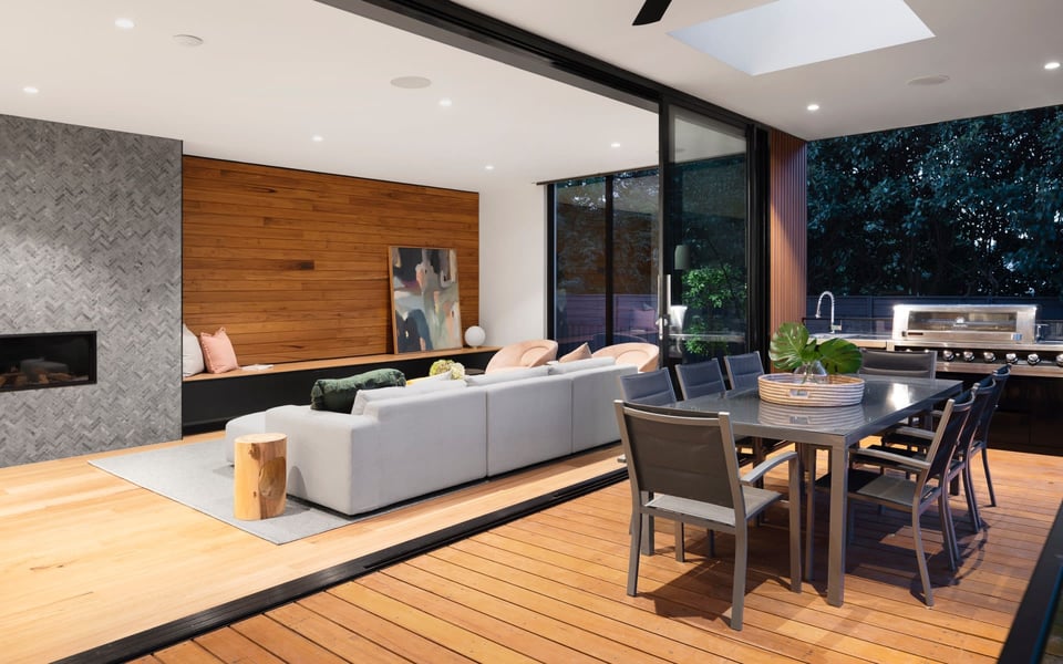 Market Analysis: Buyer's Market Emerges Despite Challenges