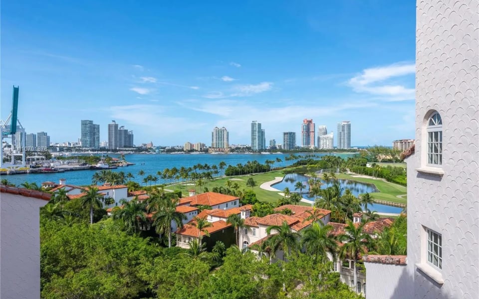 $12 M Record Sale Headlines Miami-Dade Luxury Condo