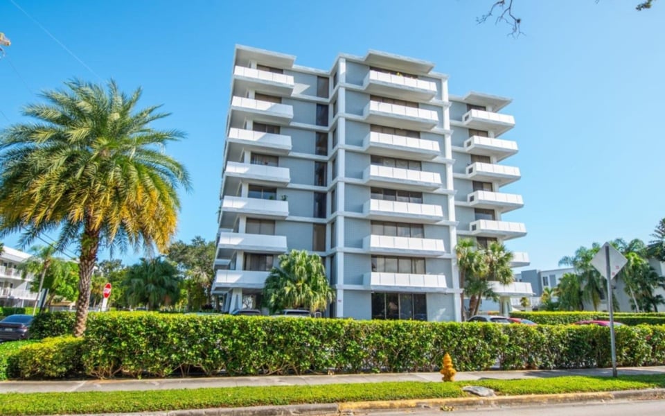 Near Miami International Airport: A Mixed-Use Approach