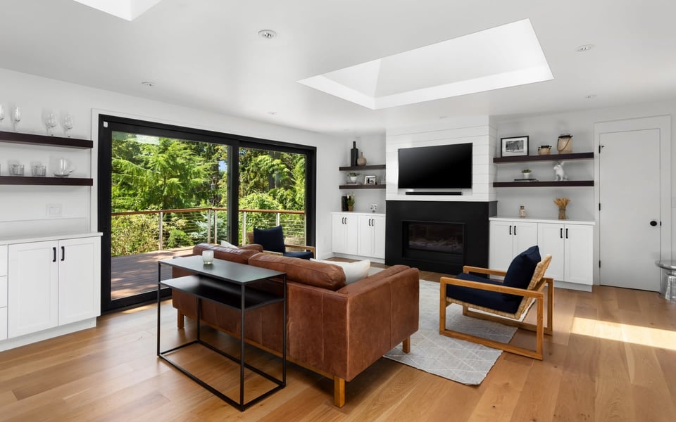 Rental Paradox: Declining Rates Yet Affordability Crisis